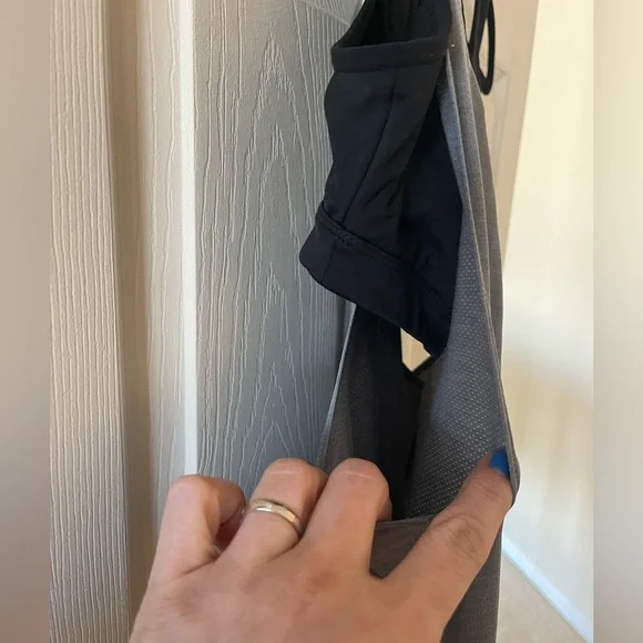 Athleta sports bra/tank top • women’s size XS - Picture 5 of 9